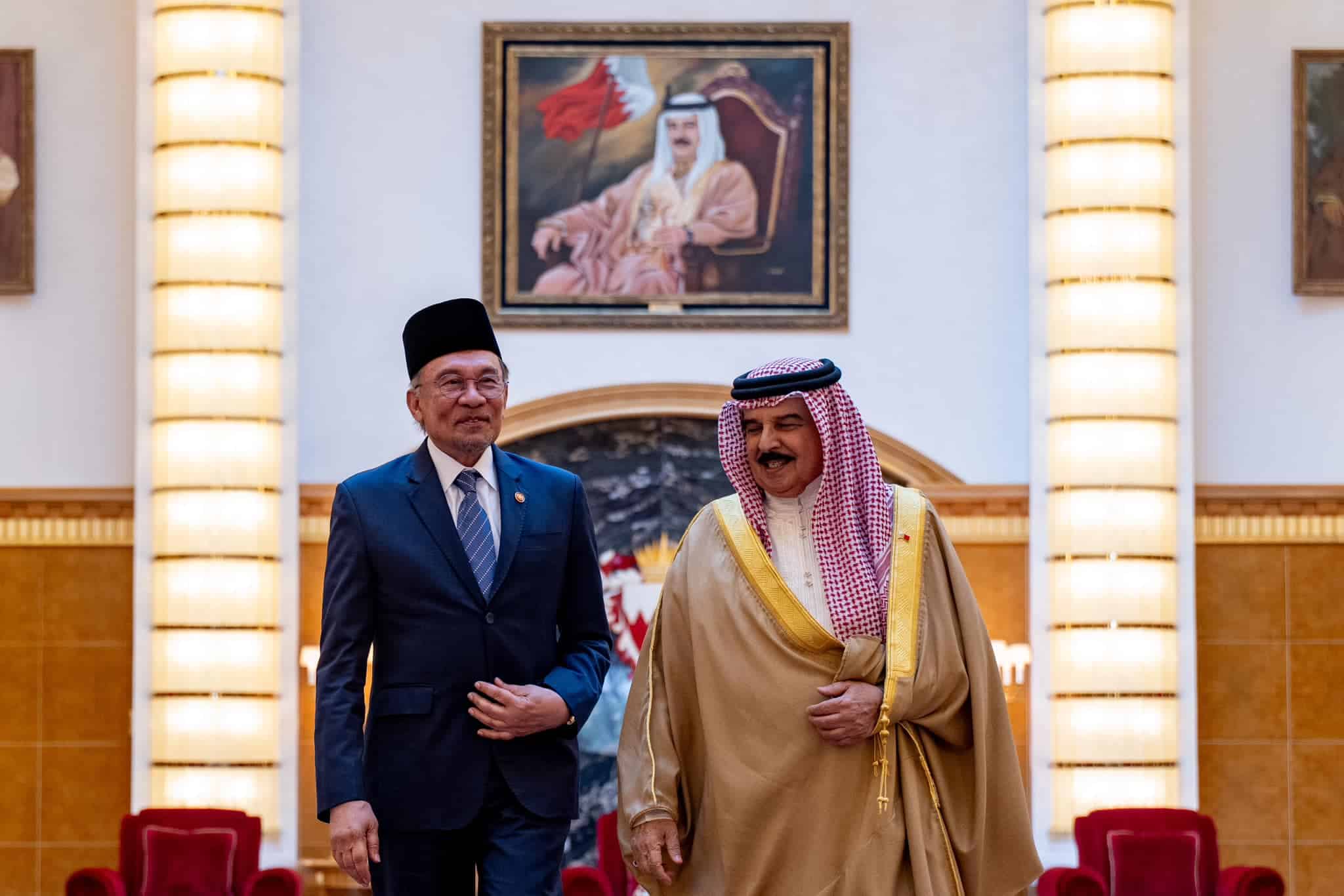 Strong ties between Sultan Ibrahim, Bahrain's King Hamad strengthen bilateral cooperation — PM
