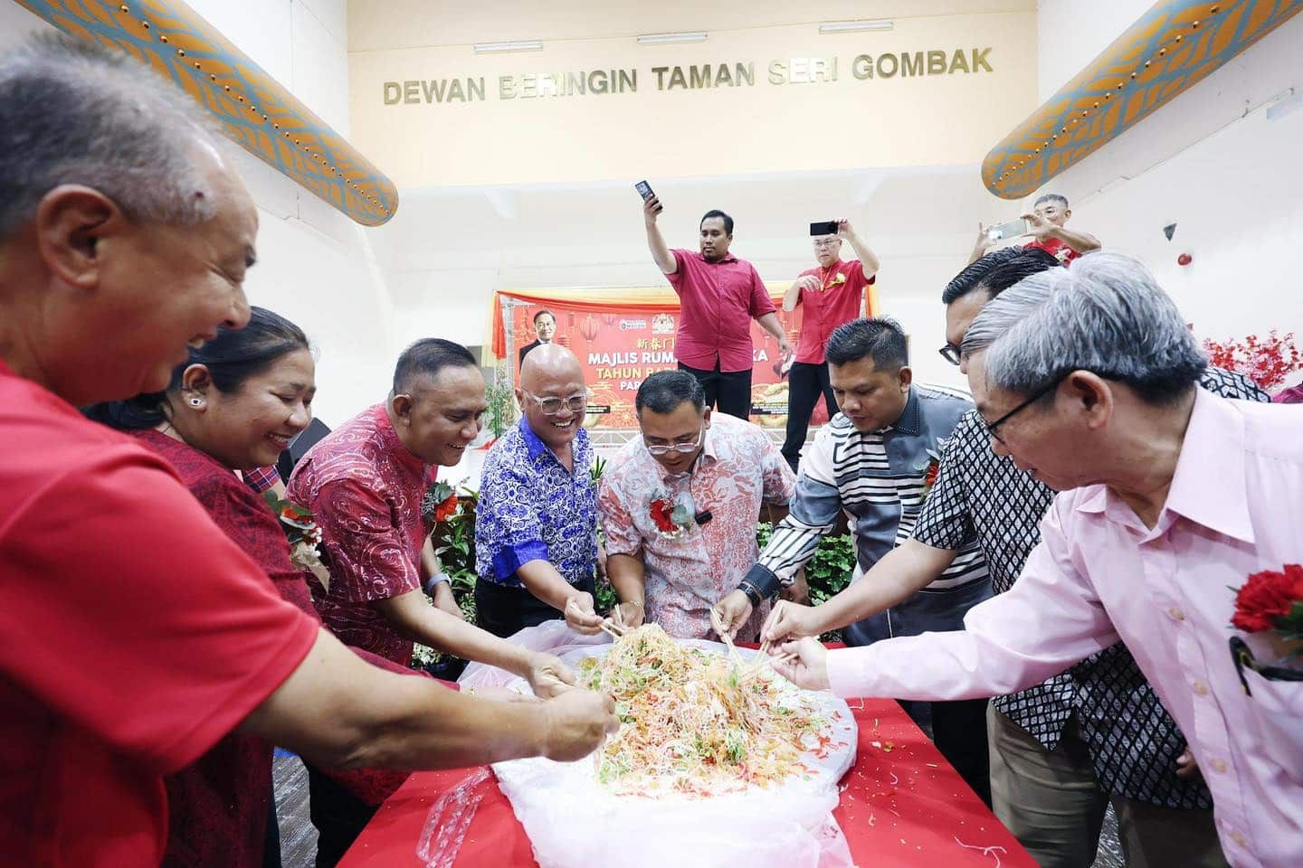 鹅唛国会办新春团拜  阿米鲁丁与600华裔共庆佳节