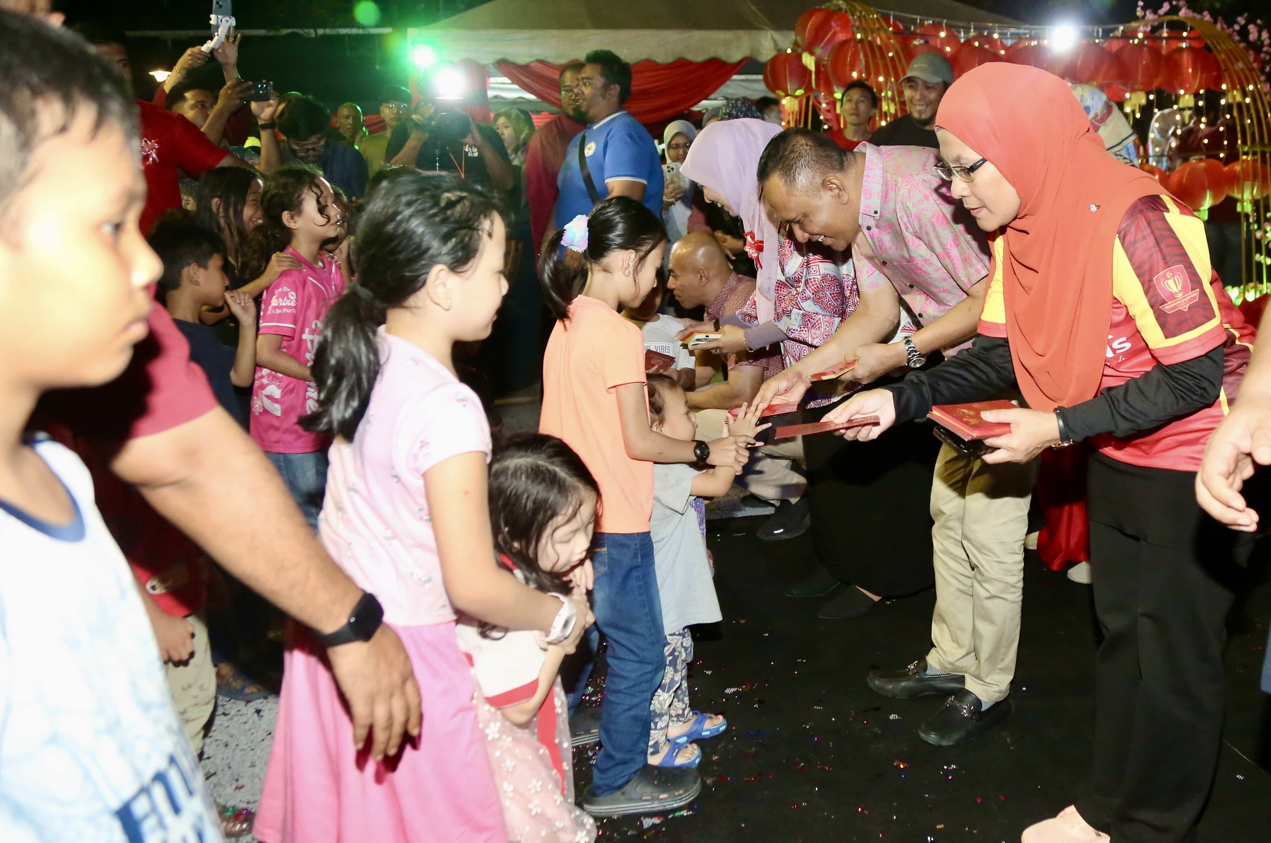 Ribuan orang hadir Rumah Terbuka Tahun Baharu Cina DUN Hulu Kelang