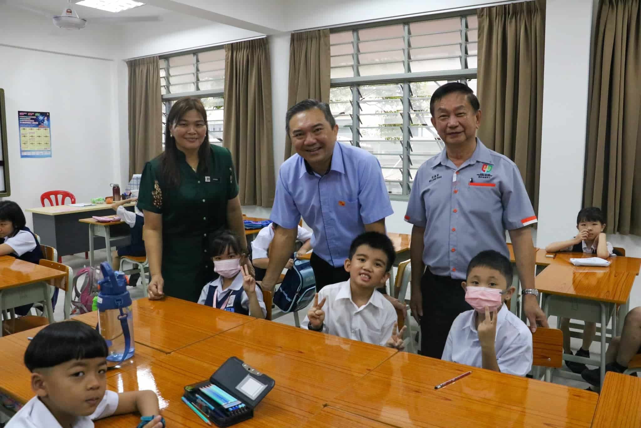 蒲种培明华小开课了！   黄思汉：设施齐全欢迎报读
