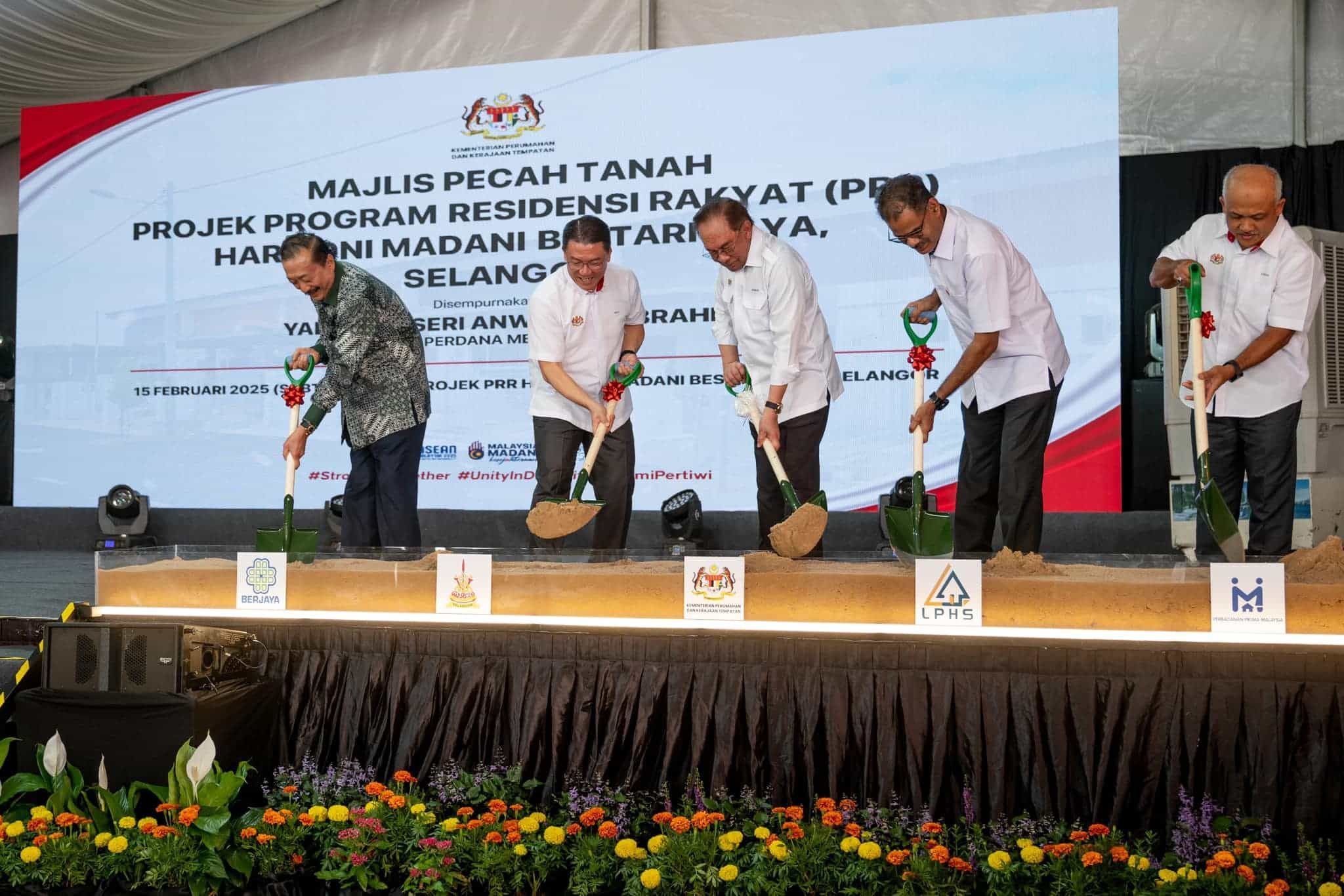 安华促地方政府速批发展准证  加快惠民计划发展