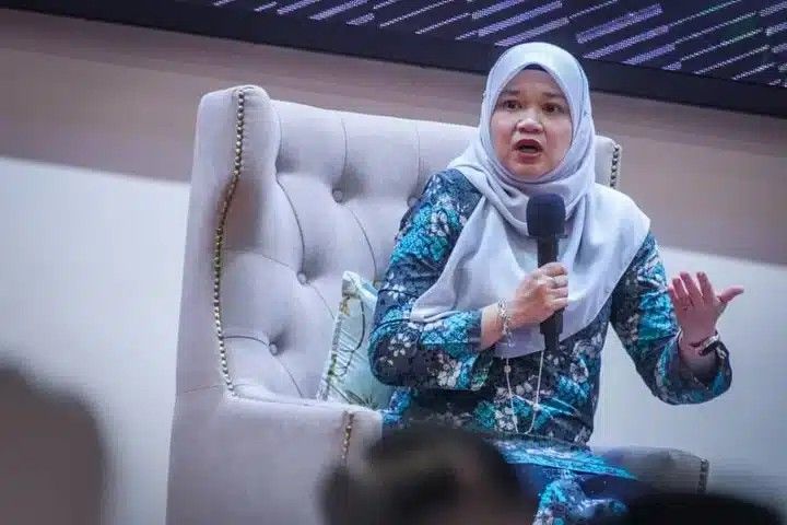 5 ஆண்டுகளுக்குள் ஒற்றை அமர்வு பள்ளி முறை அமல்படுத்தப்படும்