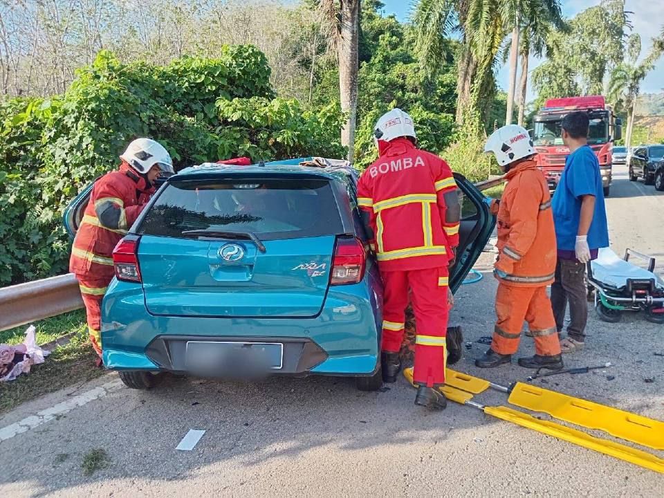 Dua maut kemalangan tiga kenderaan di Jalan Kuala Krai-Gua Musang