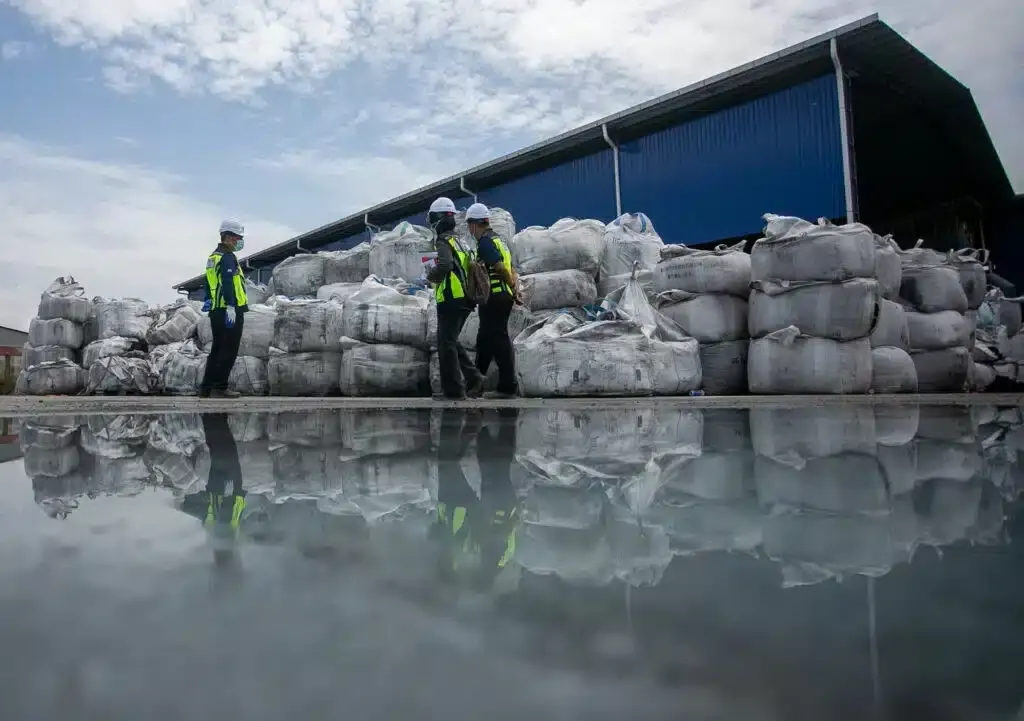 严禁大马沦为电子垃圾倾倒场  安华：内阁授权当局全面执法