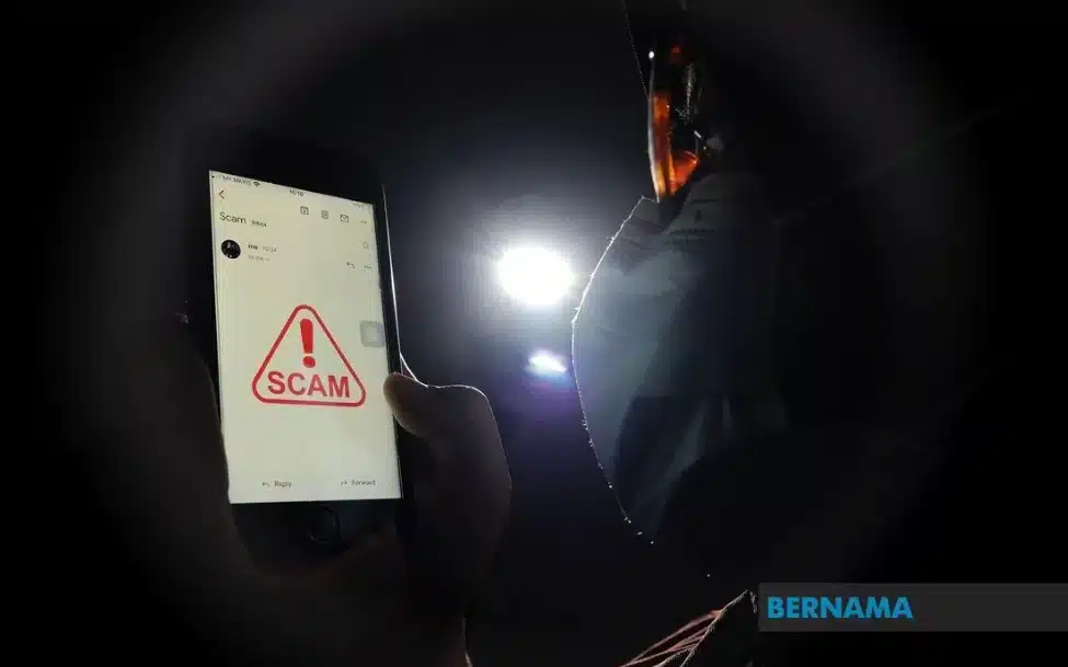 ‘போன் ஸ்காம்’ மோசடி கும்பலால் முன்னாள் மேலாளர் RM241,000 இழந்தார்