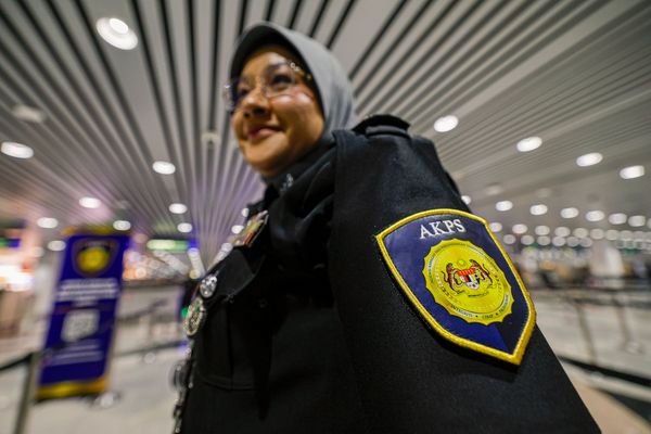 边境管制机构没新增职位 内长:扩大实施优先机场