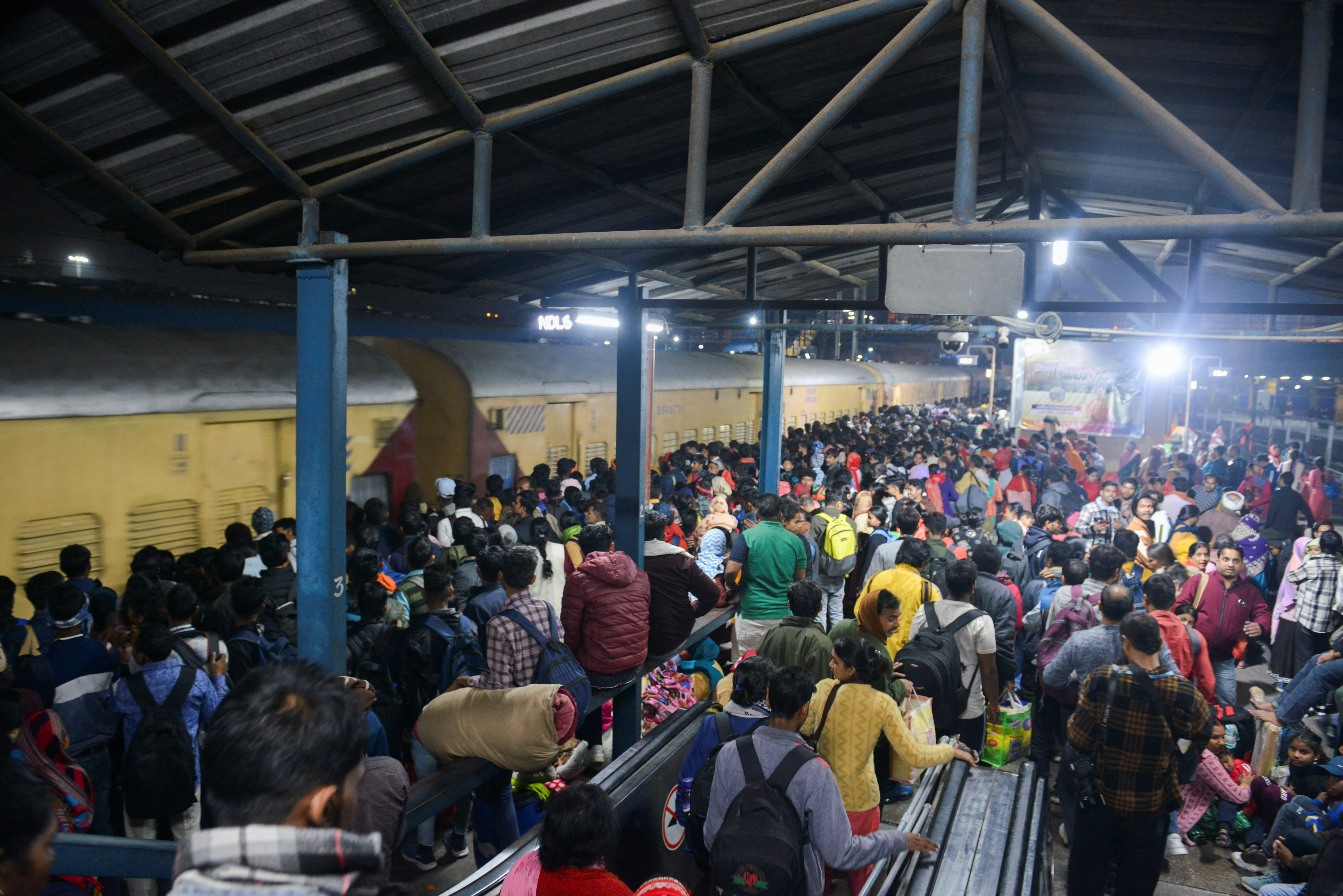 Death toll rises to 18 in New Delhi railway station stampede