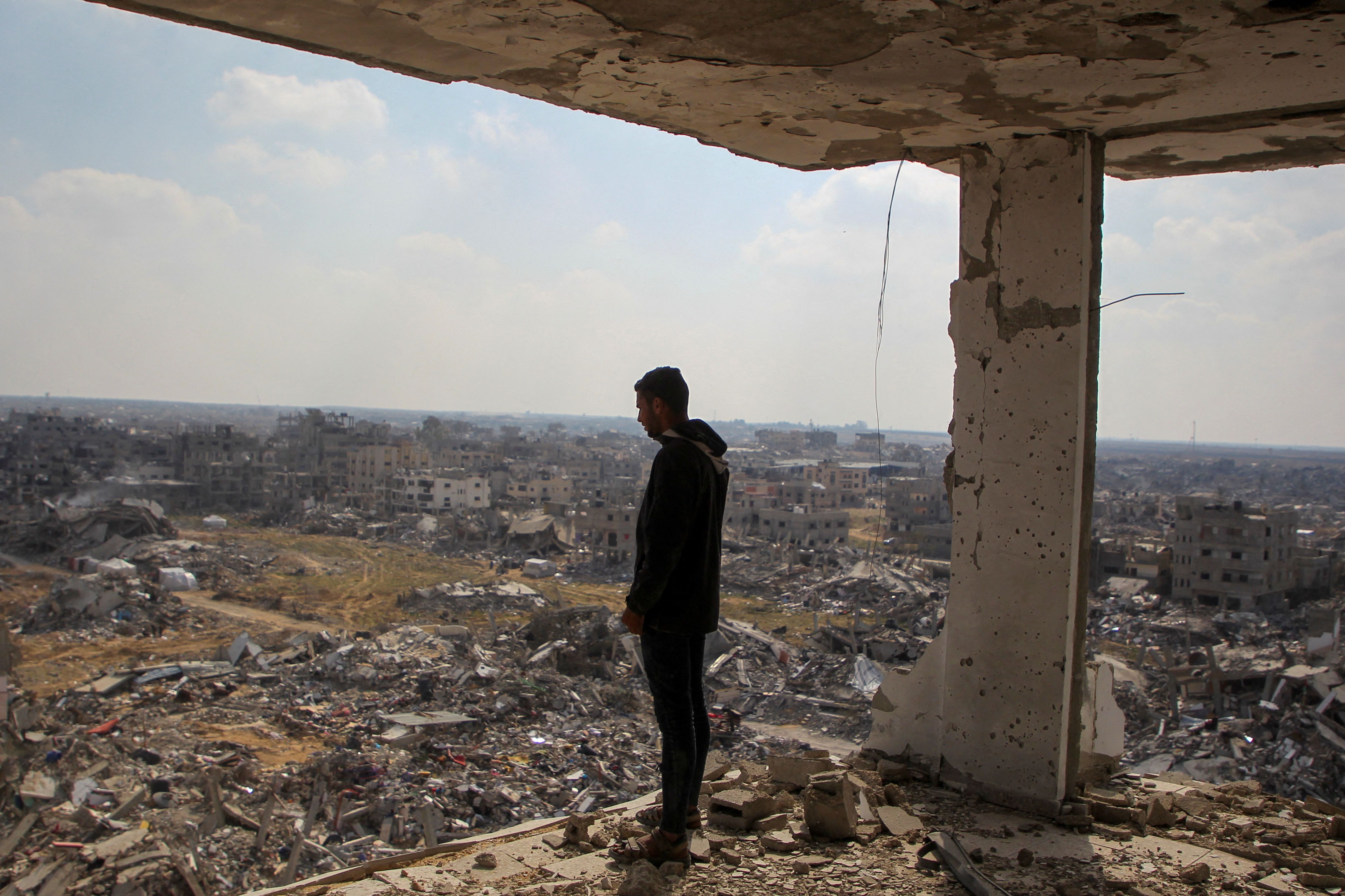 ‘No to Trump’s plan!’: Palestinians vow to stay in Gaza’s ruins