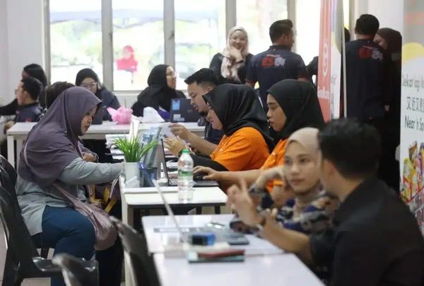 峇都知甲职业展提供1200职缺 鼓励居民就近找工