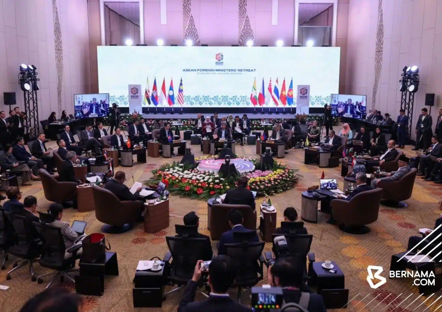 ஆசியானின் 11வது உறுப்பு நாடாக தீமோர்-லெஸ்தே அக்டோபர் மாதம் இணையும்