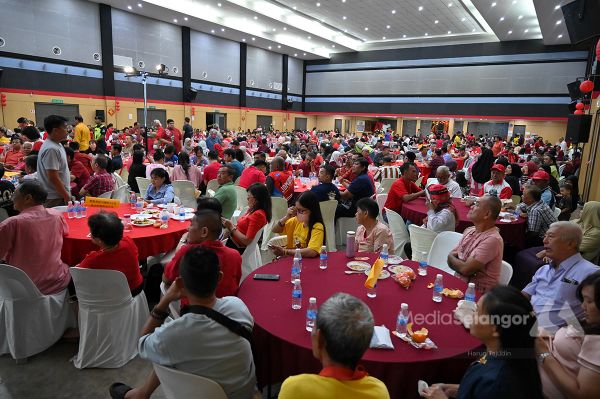 双溪杜亚及士拉央区新春大团拜 各族同欢展现大马多元团结