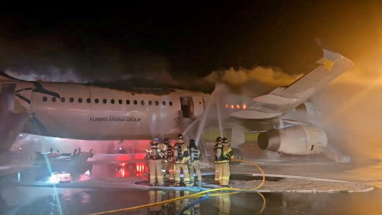 Air Busan to ban powerbanks in overhead bins after plane fire