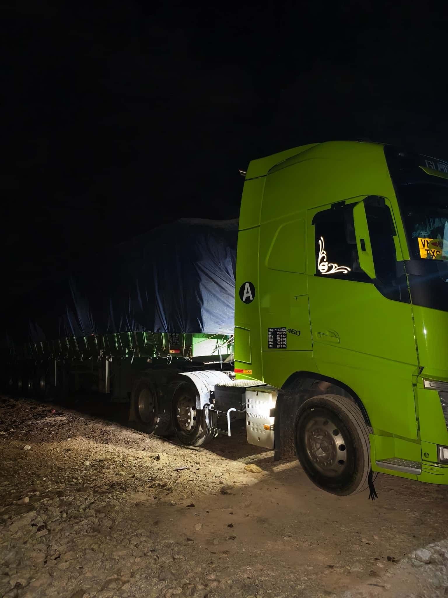 企图走私4.2万颗椰子到泰国  普通行动部队拦下并捕3男