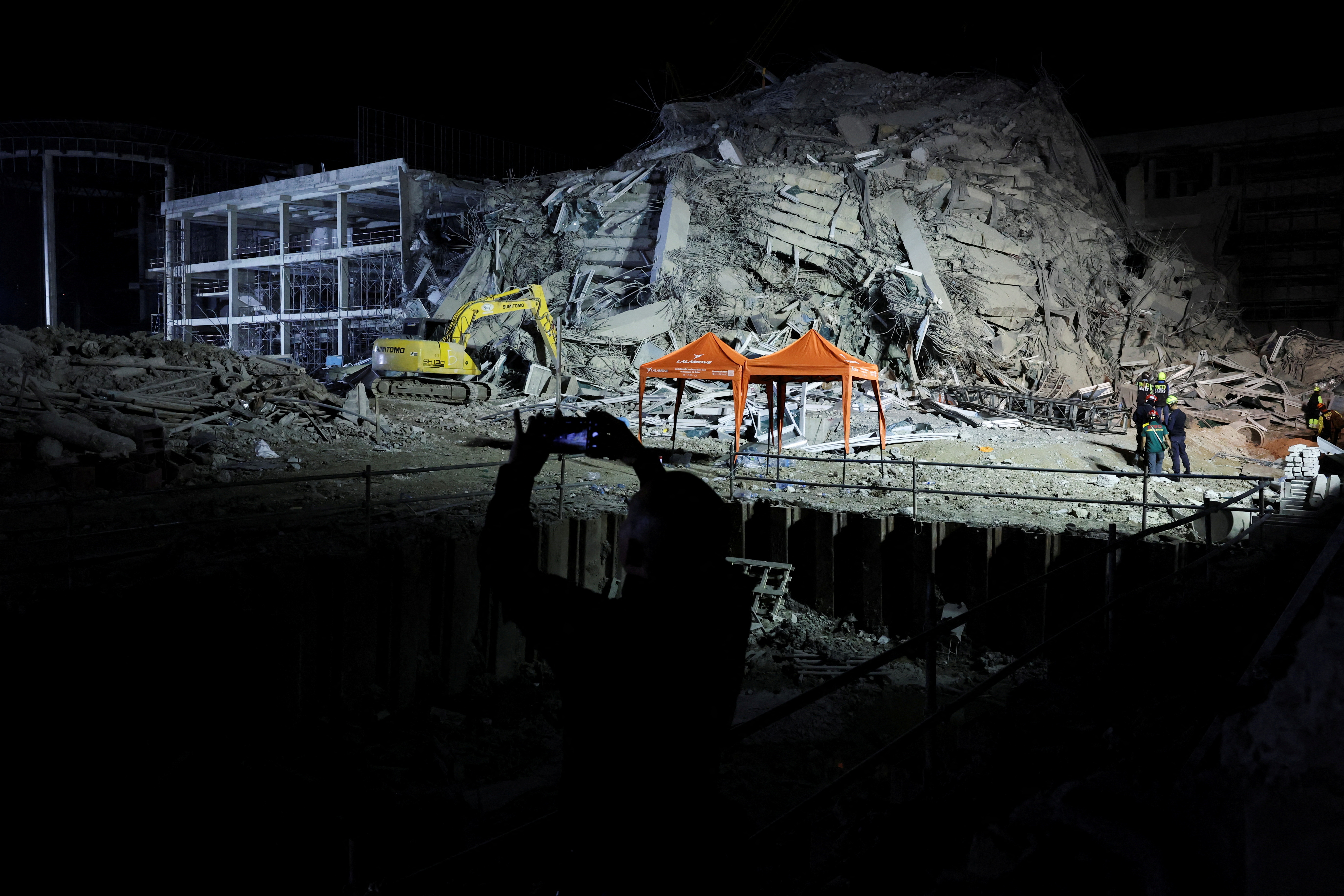 Several Bangkok high-rises evacuated amid likely aftershocks