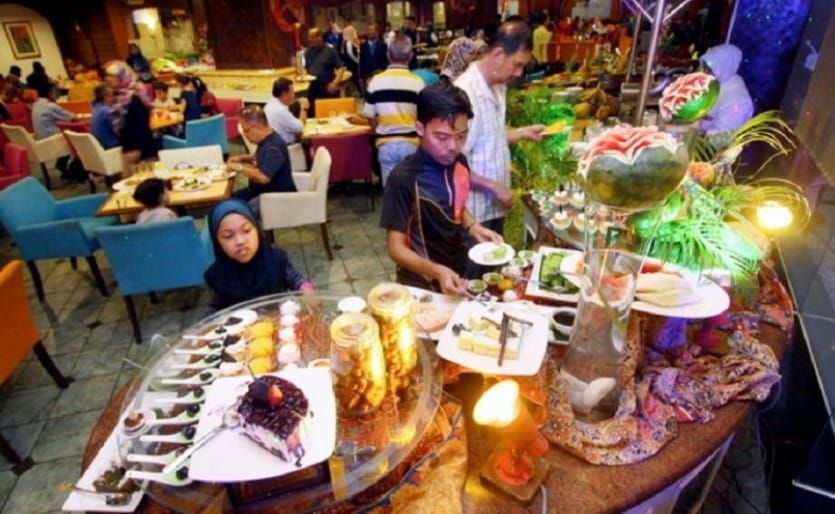 卫部严控酒店斋戒月自助餐  确保原料和冰块供应场所守规