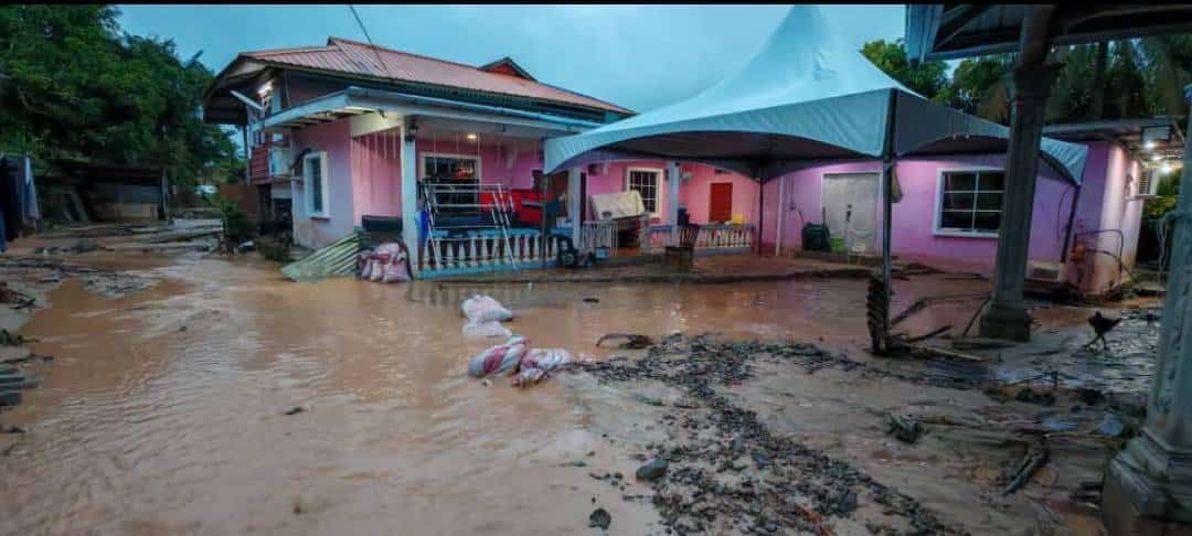 根地咬.苏克水灾来袭 沙巴灾民今早增至1748人