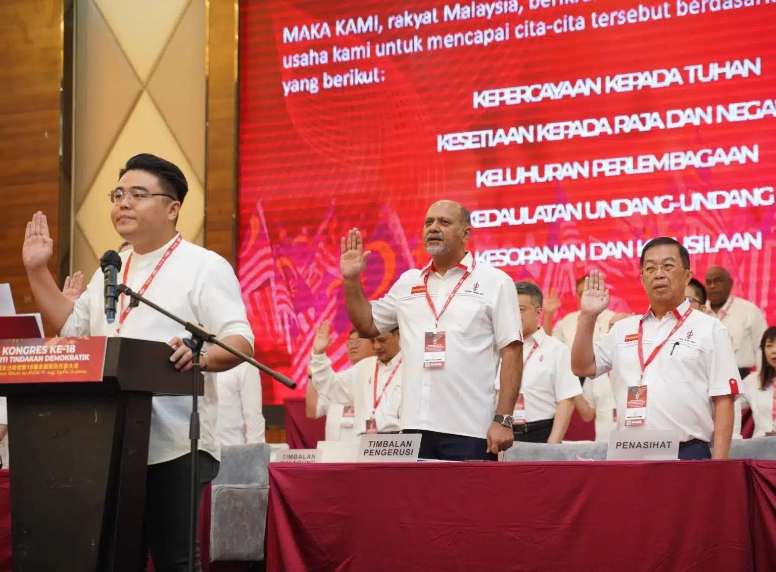 ஜ.செ,க வின் (டிஏபி) மத்திய செயற்குழு தேர்தலில் கோபிந்த் சிங் அதிக ஓட்டுகளை பெற்றார்.