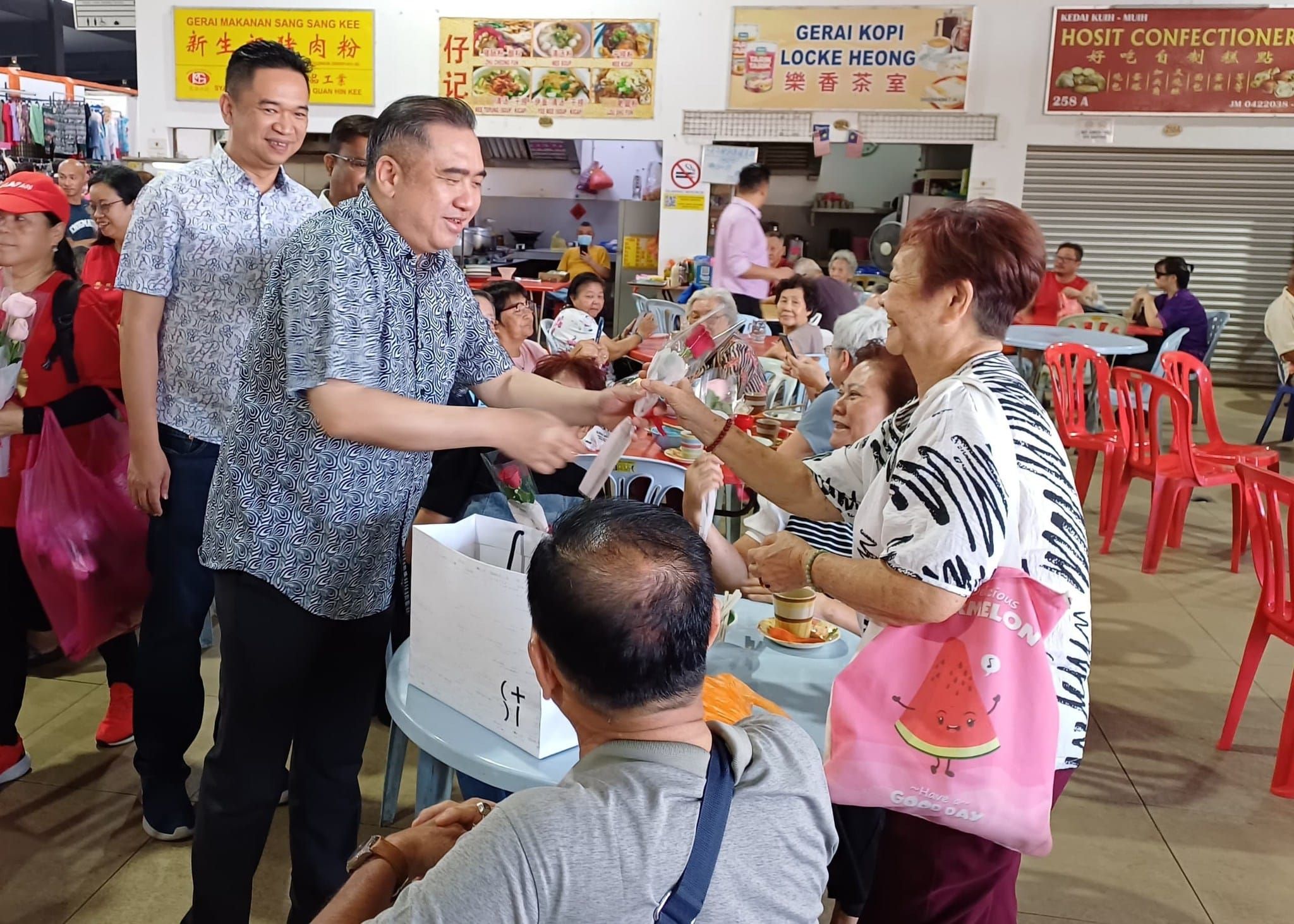 推公民权修宪.培养女性候选人   火箭捍卫女性权益拉近平权