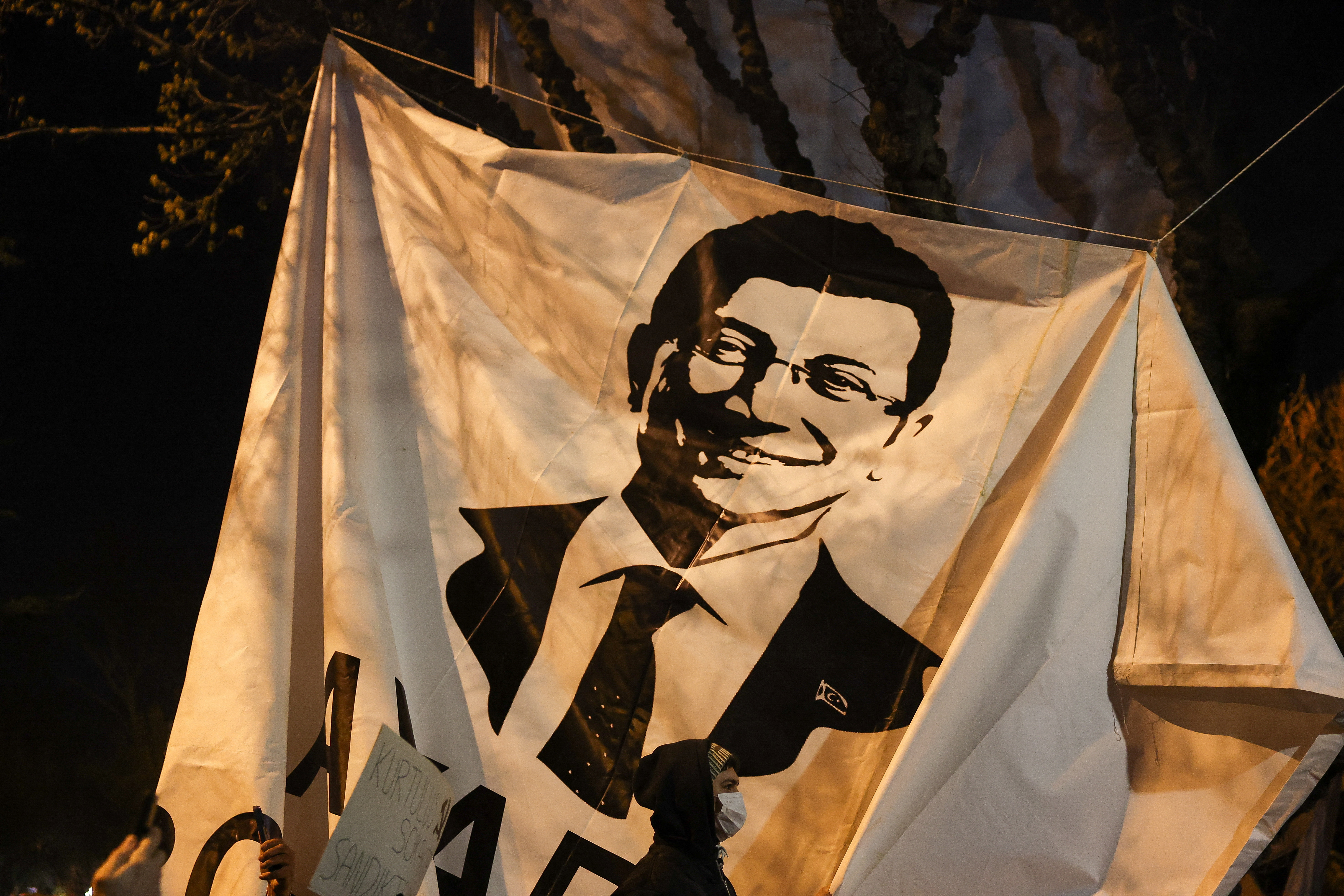 Istanbul mayor İmamoğlu denies terrorism charges, court document shows