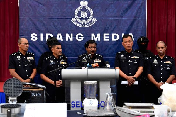 证实网红妻子坠楼身亡 警方:暂无刑事成分