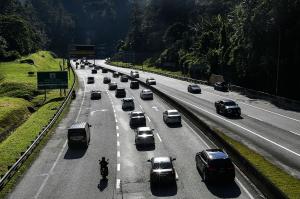 Selangor JPJ finds commuters have valid licences but leave them home
