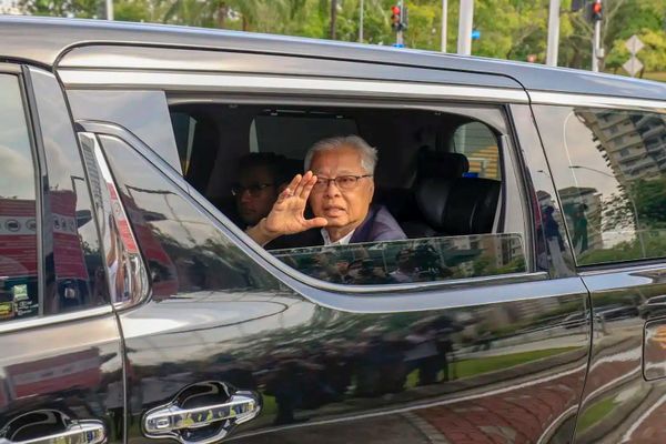 ஊழல் விசாரணை - வாக்குமூலம் அளிக்க இஸ்மாயில் சப்ரி மீண்டும் எம்.ஏ.சி.சி. தலைமையகம் வருகை