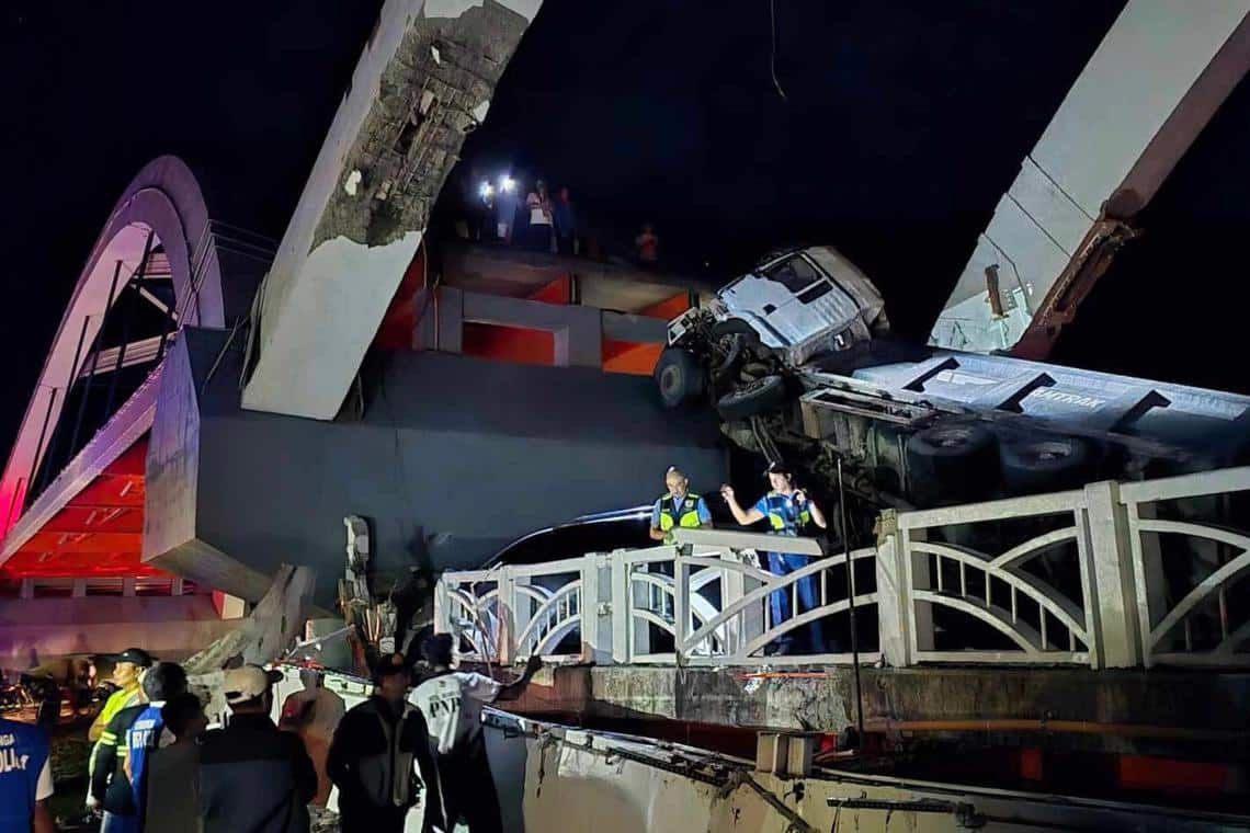 菲律宾新大桥崩塌 6人受伤