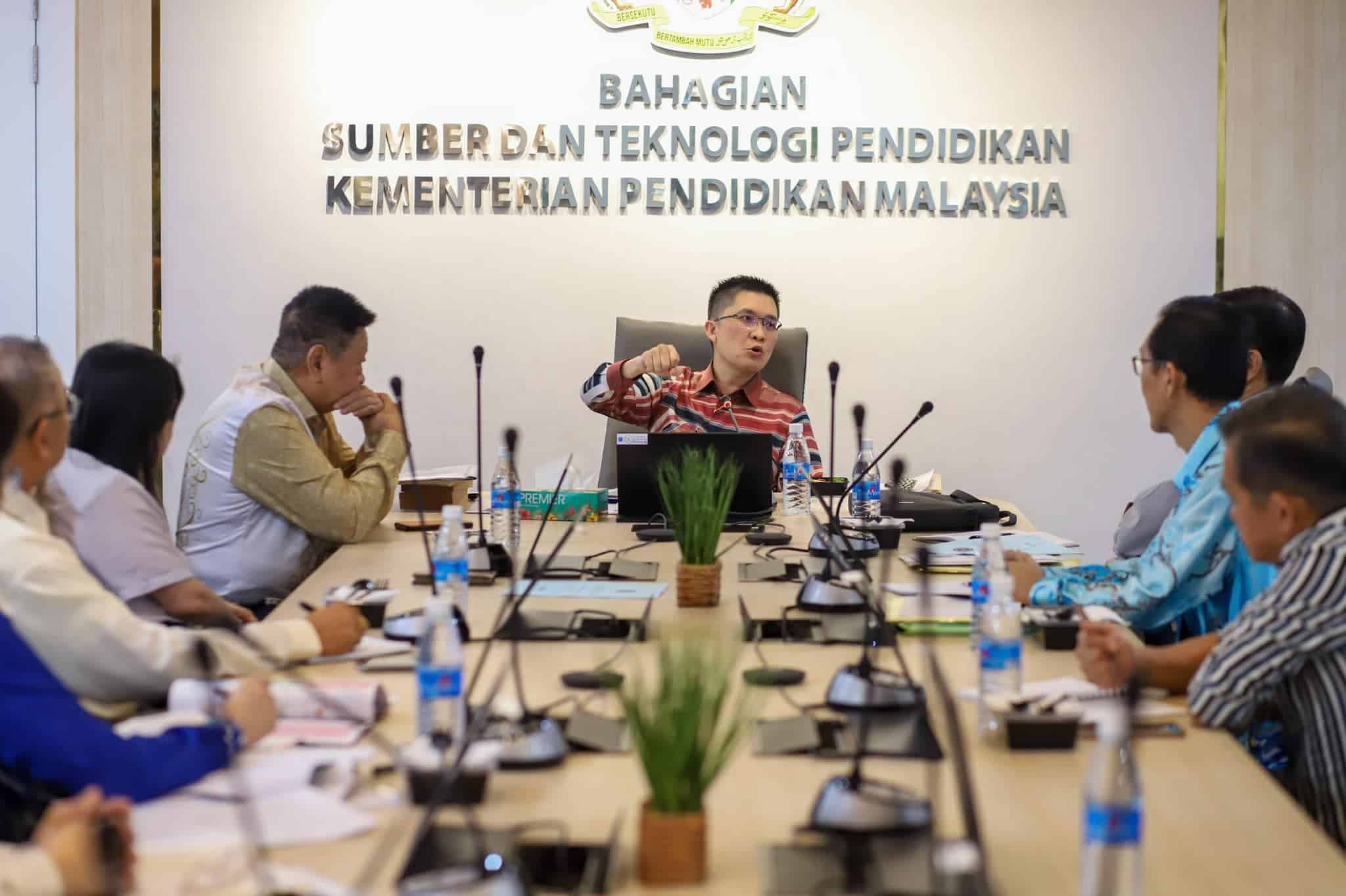 与促进会探讨中六华文科问题  黄家和：重拾学生兴趣与信心