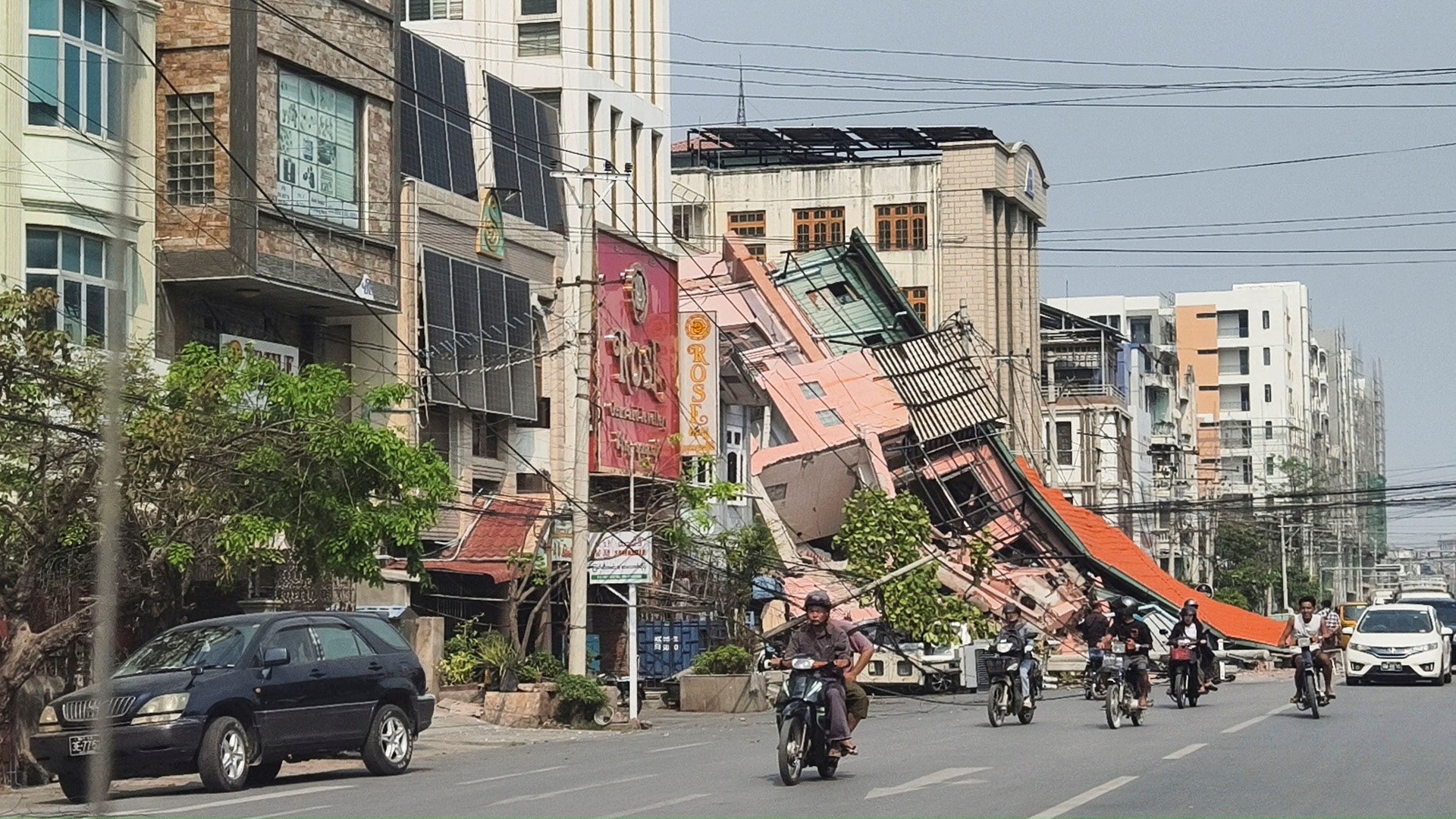 Rescue efforts intensify despite major disruptions after powerful Myanmar earthquake
