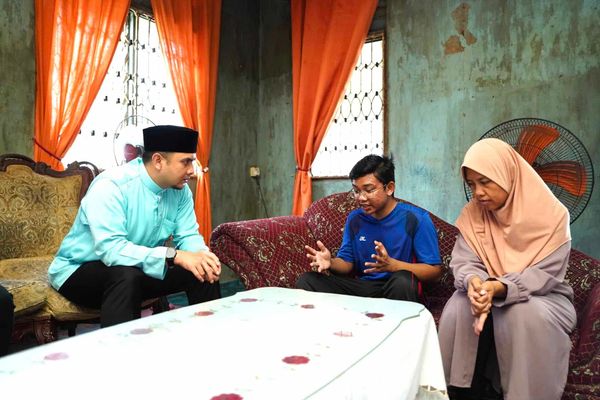 PM hulur sumbangan kepada keluarga Allahyarham Abu Hanifah