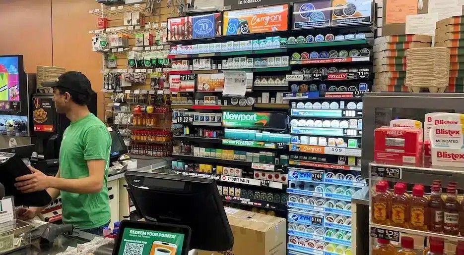 商店烟草产品陈列禁令  卫生部：4月1日生效