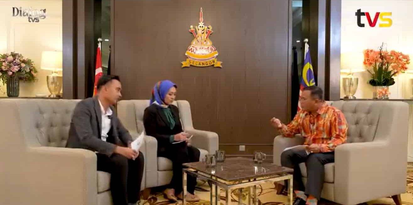 பல இன சமூகத்தில் நல்லிணக்கத்தை பராமரிக்க சந்தேகத்தை அகற்றி, மரியாதை செலுத்துங்கள்