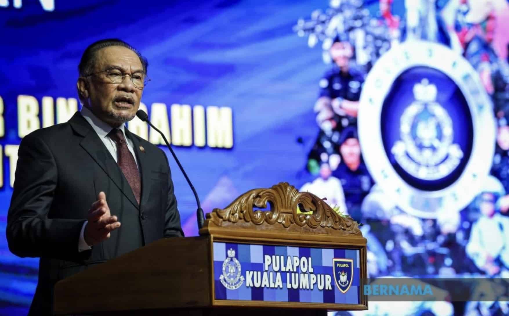 Anwar gives green light to new mosque in Jalan Masjid India