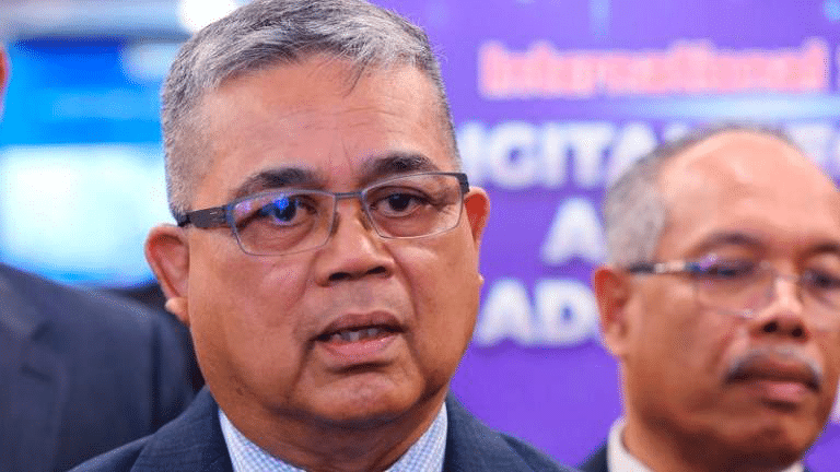 ‘Ramadan’ slapping incident has no place in multicultural Malaysia: Aaron
