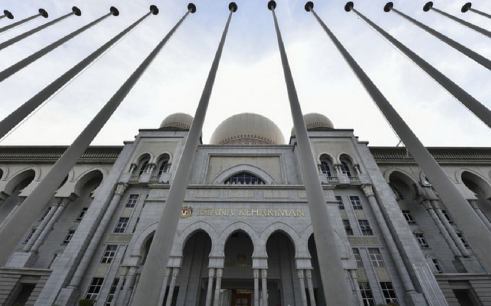 高庭批准慕尤丁将法律问题提交法院