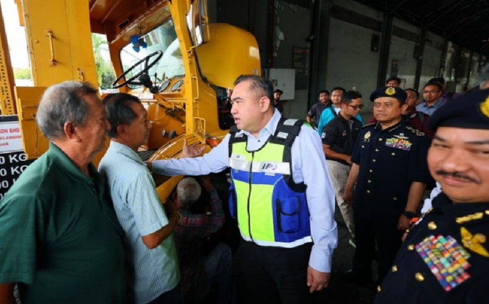 陆兆福：商用车允提前30天验车  放宽5项检查不影响结果