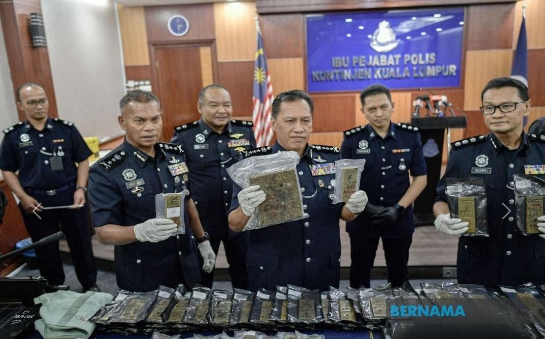 警局局长涉嫌娱乐场所吸毒  首都总警长：面对纪律处分