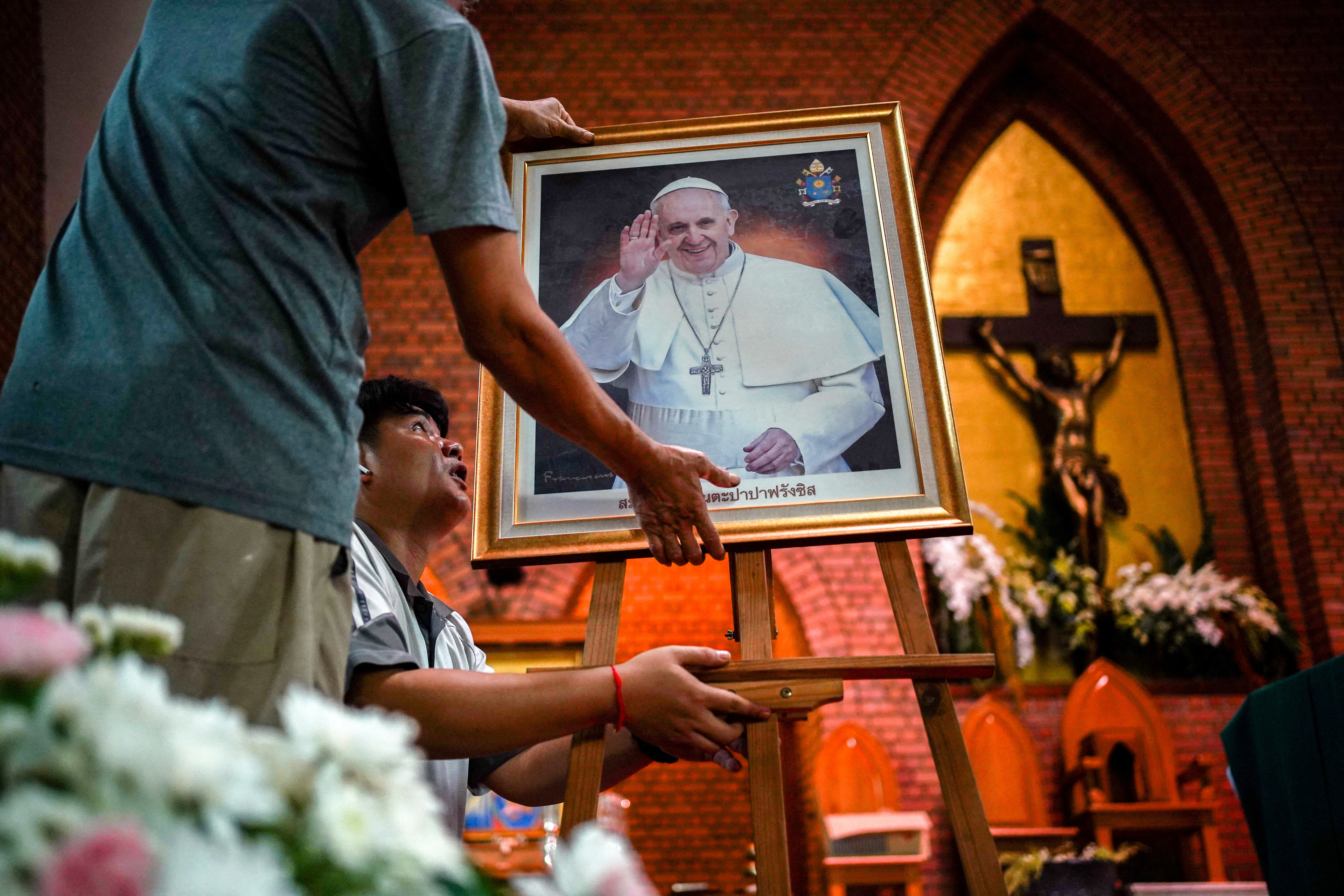 Humble in life and death, Pope Francis asked to be buried ‘without decoration’
