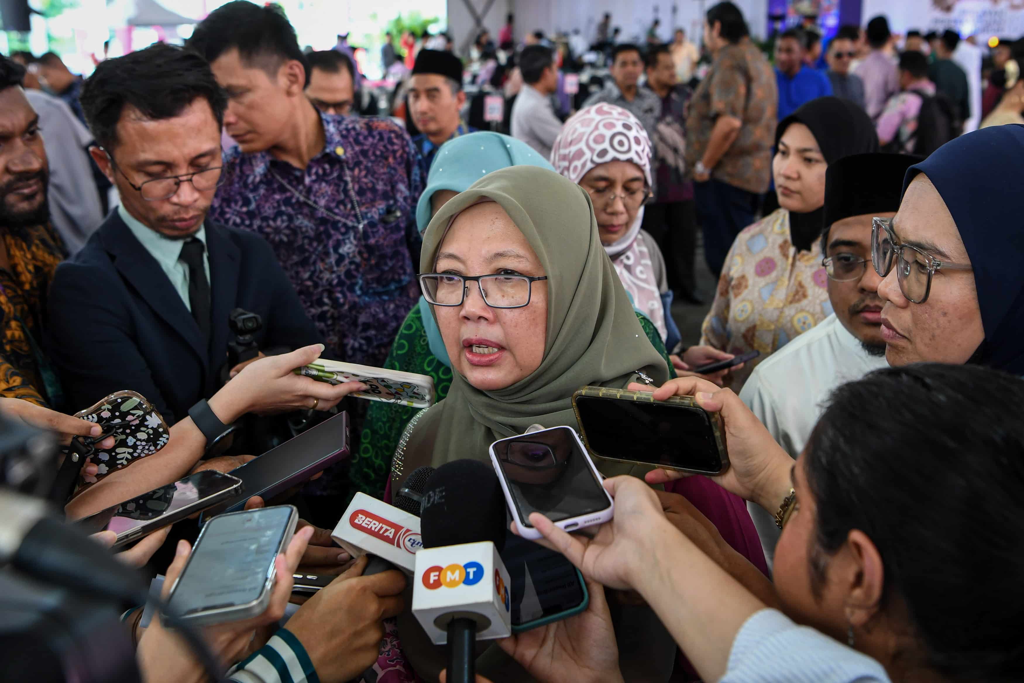 DBKL diberi empat bulan laksana pemutihan peniaga tanpa lesen