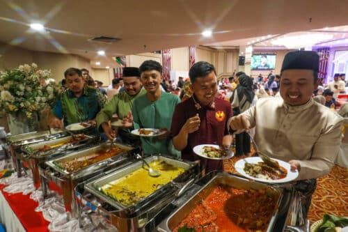 家家户户开斋节办聚会 LUAS促妥善处理厨余阻污染