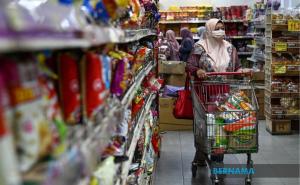 Wholesale, retail trade hits RM153b in June 2025 