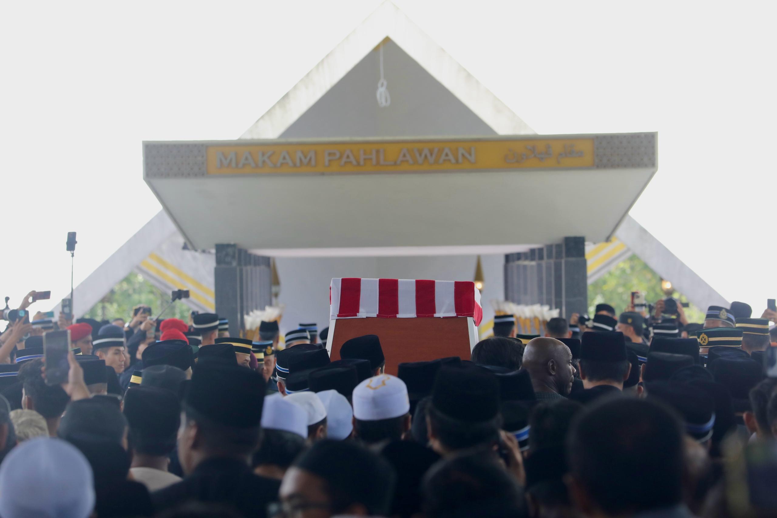 Idea Tun Abdullah tubuh koridor ekonomi lonjak Sarawak, manfaat dirasai hingga kini
