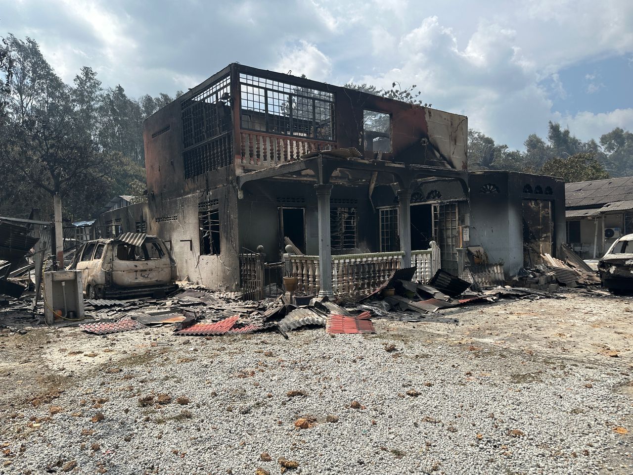 【天然气管爆炸】服务中心拨1000令吉  杨美盈：助2甘榜受灾家庭度难关