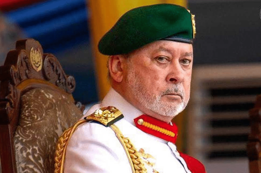 சீன நாளிதழின் முதல் பக்கத்தில் தேசியக் கொடியில் தவறு