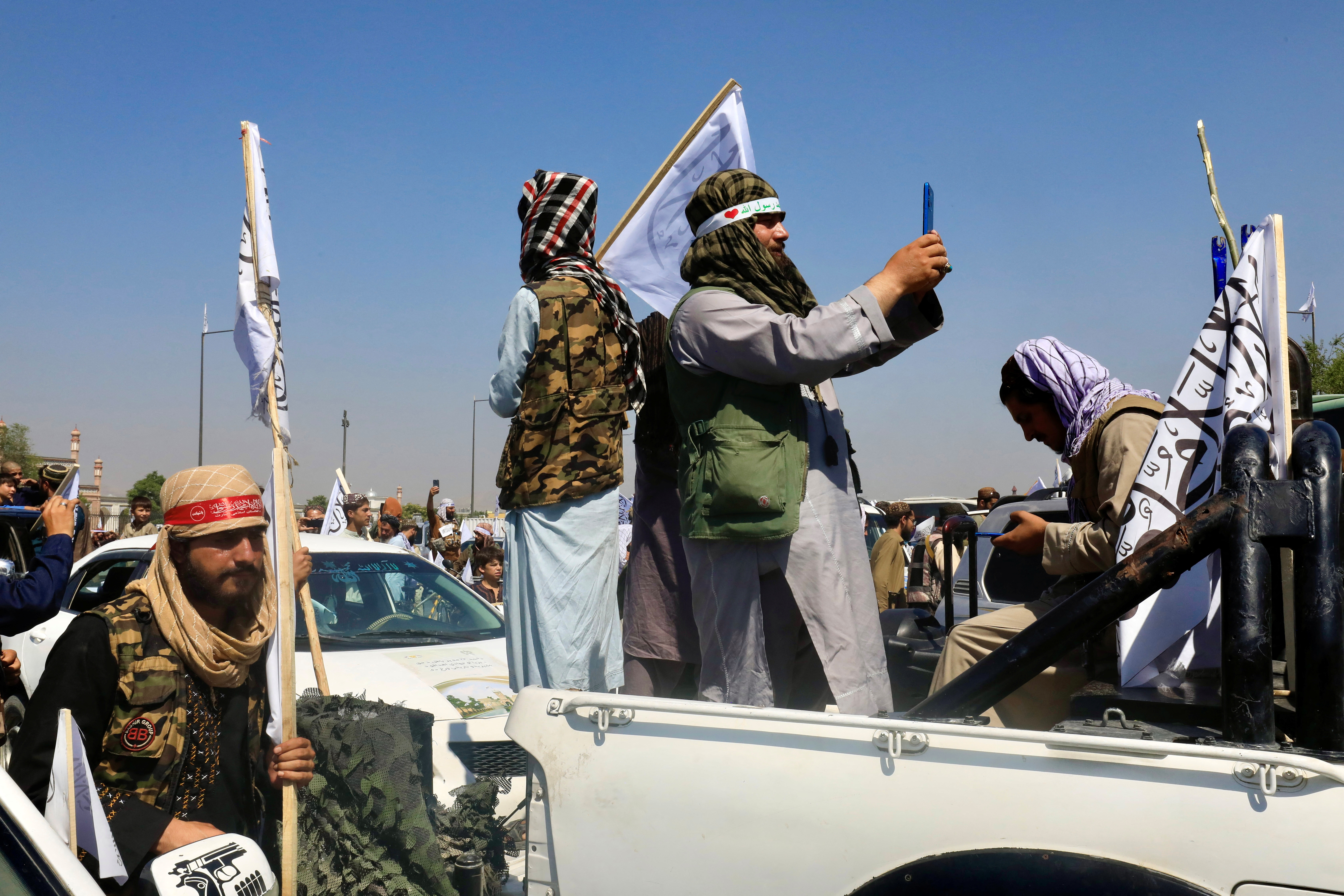 Russia removes Afghan Taliban from list of banned terrorist groups