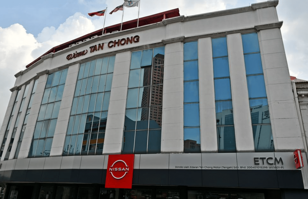 தீ விபத்தில் பாதிக்கப்பட்டவர்களுக்கு `தான் சோங்` மோட்டார் குழுமம் 30 கார்களை வழங்கியுள்ளது