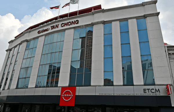 தீ விபத்தில் பாதிக்கப்பட்டவர்களுக்கு `தான் சோங்` மோட்டார் குழுமம் 30 கார்களை வழங்கியுள்ளது