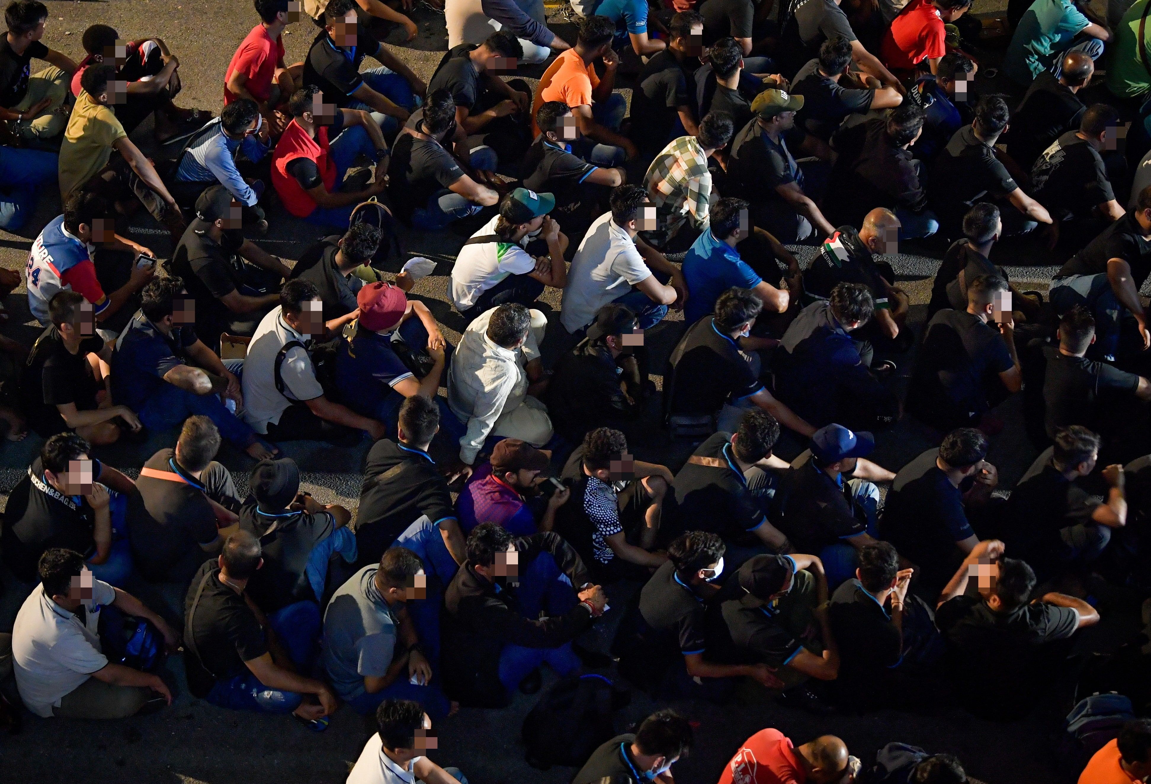 突击加影车站一带大扫荡  移民局捕288违例逗留外国人