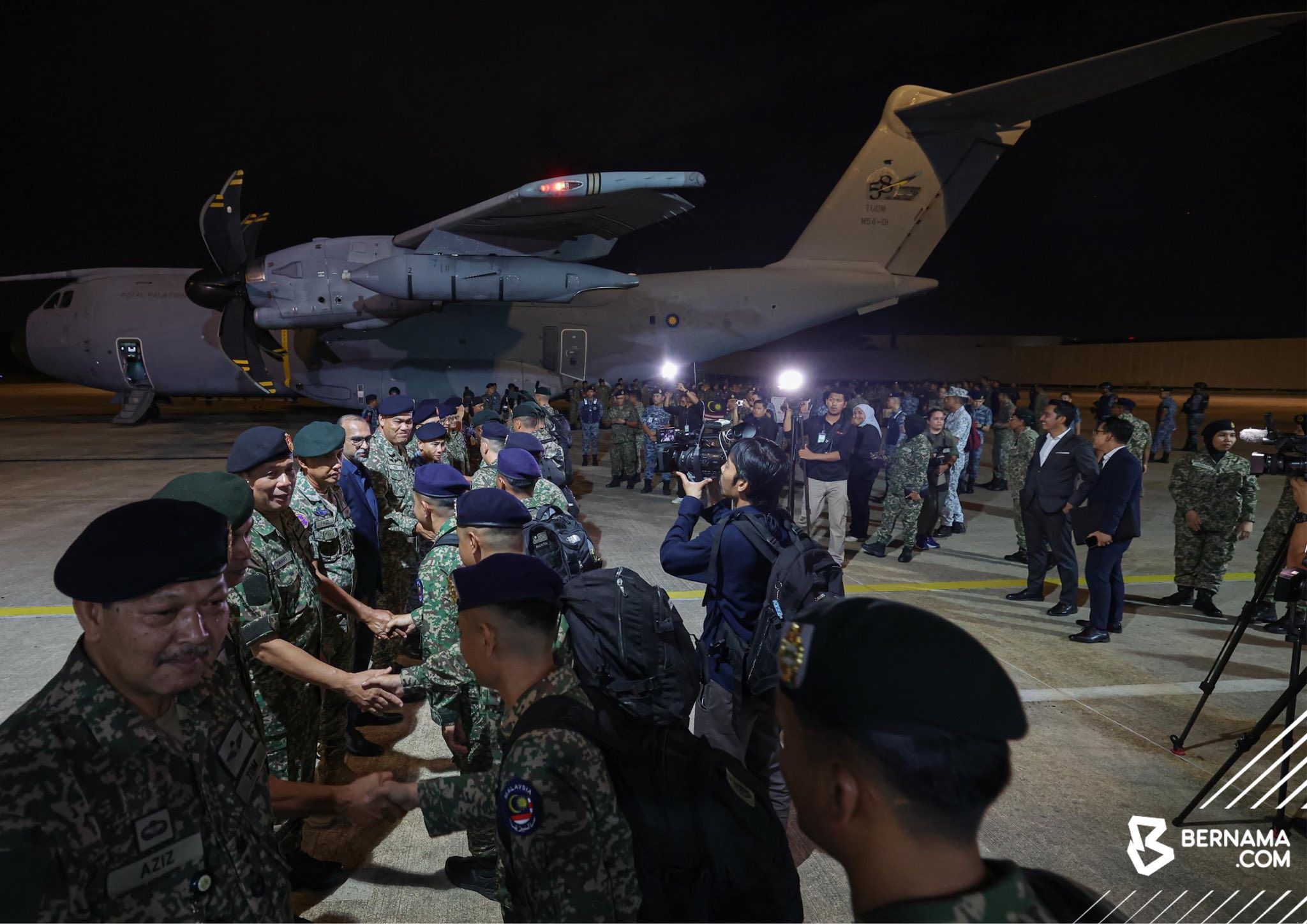 安华昨会见缅领导人  讨论大地震灾后恢复