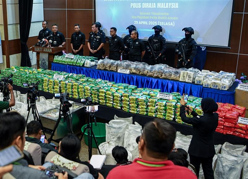 瓦解国际贩毒集团捕三兄弟助查  警方充公逾8200万毒品